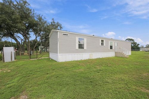 3001 Holiday Beach Dr, Avon Park, FL, 33825-9672 | Card Image