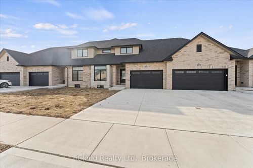 511 Water Rd, Amherstburg, ON, N9V0H1 | Card Image