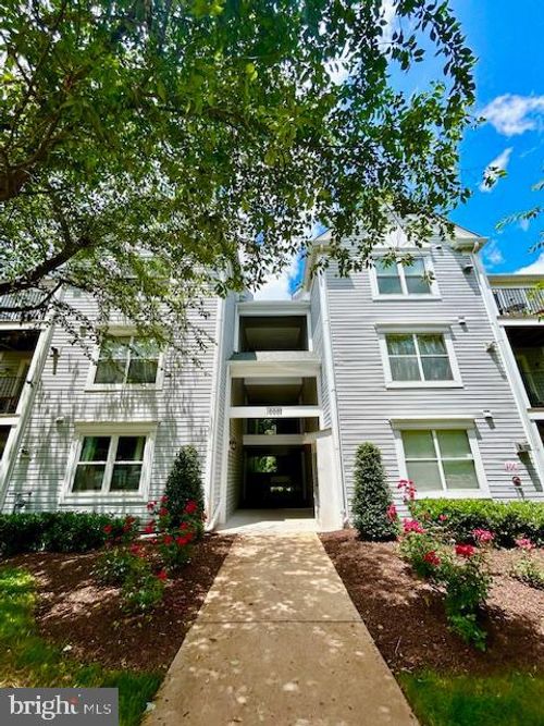 apt-11-6-10007 Vanderbilt Cir, ROCKVILLE, MD, 20850-4695 | Card Image