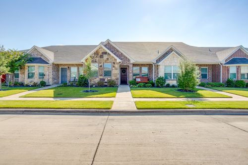 464 Pine St, Burleson, TX, 76028-5923 | Card Image