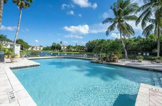 APT-902 - 900 Crestwood Ct S, Condo with 3 bedrooms, 2 bathrooms and null parking in Royal Palm Beach FL | Image 35