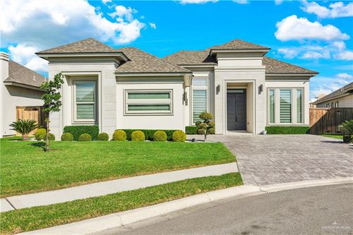 1515 Duke St, Mission, TX, 78572-8065 | Card Image