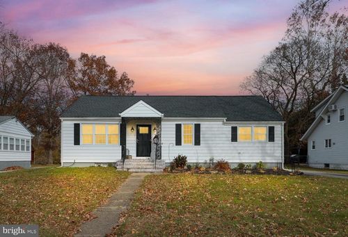 301 N 4th St, Hammonton, NJ, 08037-1924 | Card Image