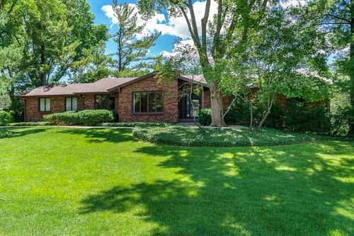 1610 Shaw Woods Drive, Rockford, IL, 61107 | Card Image