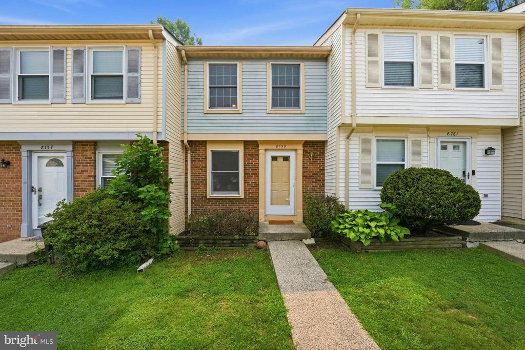 Residential in LORTON 3