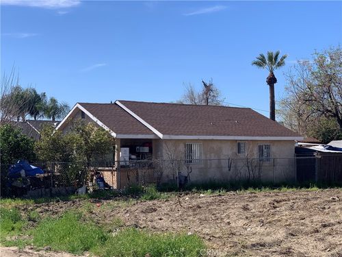8030 Cooley St, San Bernardino, CA, 92410 | Card Image