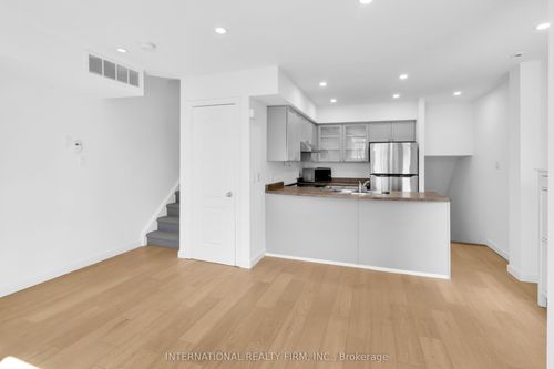 2706-27 Sudbury St, Toronto, ON, M6J3W6 | Card Image