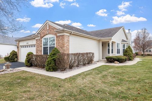 16406 Montclare Lake Court, Crest Hill, IL, 60403 | Card Image