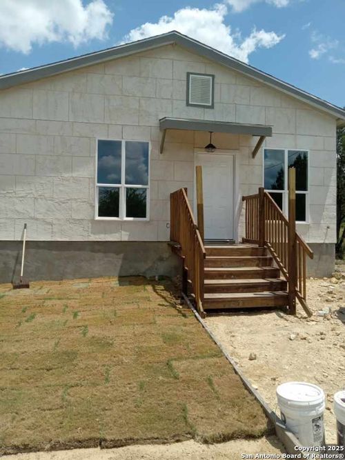 1-324 Ridgerock Dr, Canyon Lake, TX, 78133-3962 | Card Image