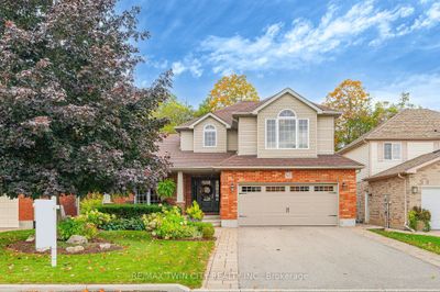 562 Sandbanks Cres, House other with 4 bedrooms, 4 bathrooms and 6 parking in Waterloo ON | Image 1