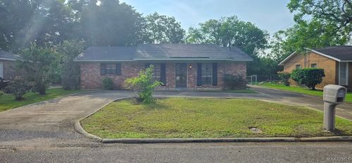 5608 E Shades Valley Dr, Montgomery, AL, 36108-5432 | Card Image