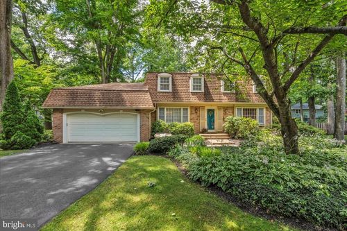 1 Pembroke Ct, CHERRY HILL, NJ, 08003-1819 | Card Image