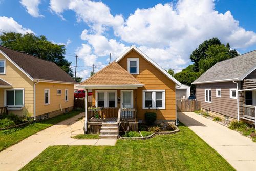 1357 S 90th St, WEST ALLIS, WI, 53214-2842 | Card Image