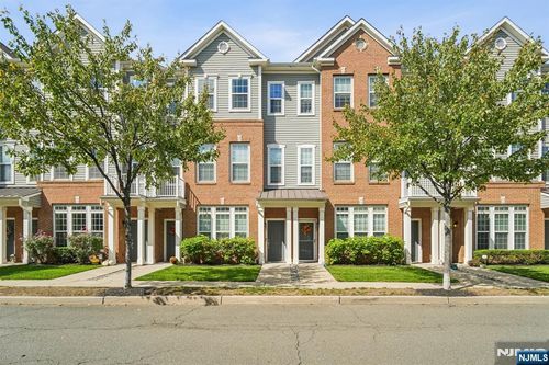 67 Wesmont Dr, Wood Ridge, NJ, 07075-2144 | Card Image