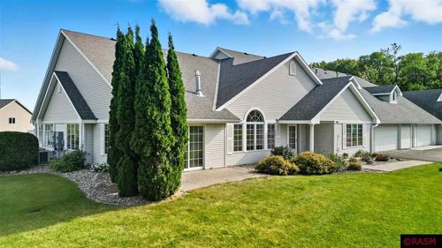 2640 8th St Ne, Waseca, MN, 56093-1839 | Card Image