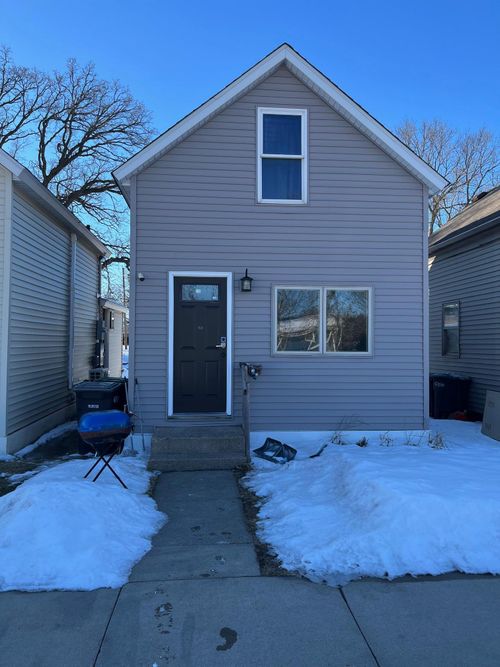 605 1/2 3rd St Ne, Little Falls, MN, 56345-2409 | Card Image