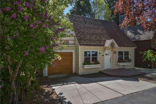 381 Maple Dr, Lake Arrowhead, CA, 92352 | Card Image