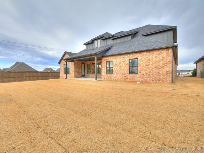 5704 E 126 Th St S, House other with 4 bedrooms, 4 bathrooms and null parking in Bixby OK | Image 50