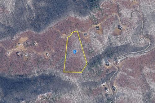 1930 Spurling Rd, Sevierville, TN, 37862 | Card Image