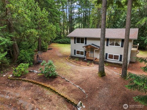 12912 90th St, Anderson Island, WA, 98303-9657 | Card Image