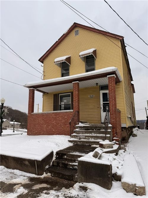 230 13th St, Ellwood City, PA, 16117-1811 | Card Image