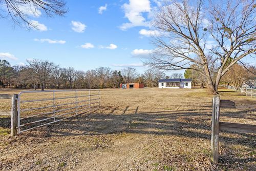 4572 County Road 2700, Telephone, TX, 75488-6016 | Card Image