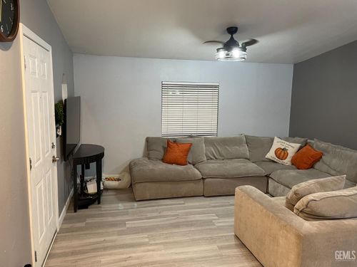 spc-37-5715 Santa Cruz Rd, Atascadero, CA, 93422-1447 | Card Image