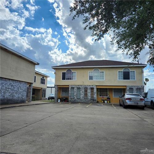 8-417 N 28th St, McAllen, TX, 78501-7590 | Card Image