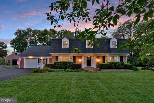 1000 W Country Club Dr, PURCELLVILLE, VA, 20132-3049 | Card Image