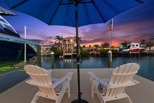 139 Wall St, REDINGTON SHORES, FL, 33708-1243 | Card Image