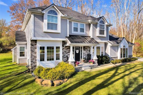 1840 Teakwood Dr, White Lake, MI, 48383-3940 | Card Image