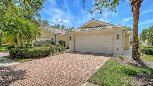 5867 Helicon Pl, SARASOTA, FL, 34238-4727 | Card Image