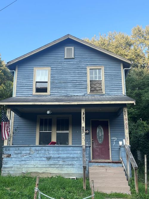 1908 Valley St, Portsmouth, OH, 45662-5077 | Card Image