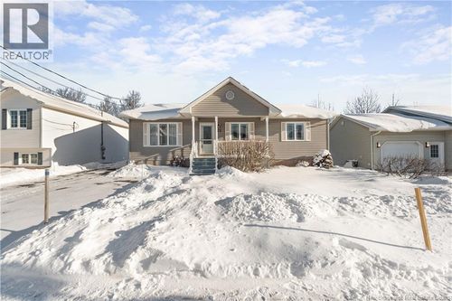 73 Shannon Dr, Moncton, NB, E1G4X6 | Card Image