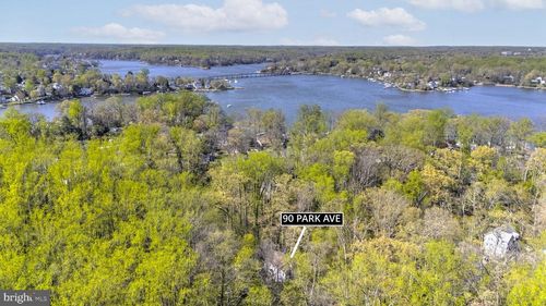 90 Park Ave, EDGEWATER, MD, 21037-1300 | Card Image