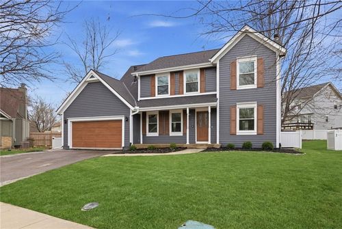 1413 S Sheridan Bridge Cir, Olathe, KS, 66062-5704 | Card Image