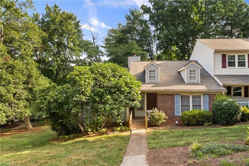 2739 Crosswinds Dr, Winston-Salem, NC, 27127-4649 | Card Image