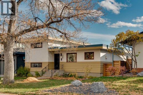 3507 35 Ave Sw, Calgary, AB, T3E1A2 | Card Image