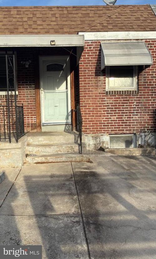 1013 Pine Rd, SHARON HILL, PA, 19079-1817 | Card Image