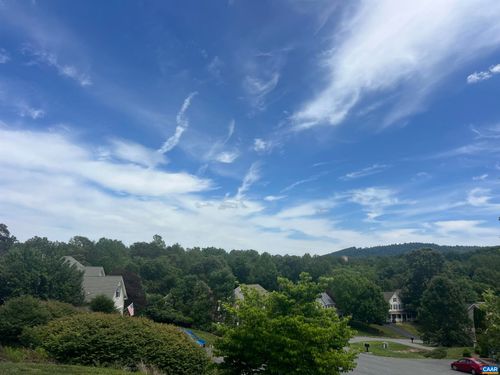 560 Rolling Valley Ct, CHARLOTTESVILLE, VA, 22902-8257 | Card Image