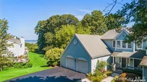 204-204 Mountain Ridge Dr, Mount Sinai, NY, 11766-1422 | Card Image