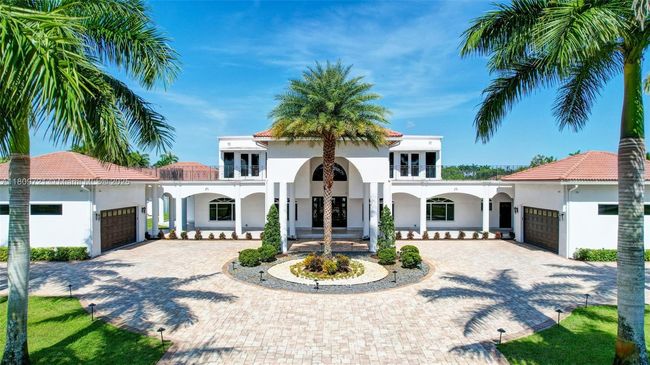 4610 Sw 178 Th Ave, House other with 8 bedrooms, 8 bathrooms and null parking in Southwest Ranches FL | Image 77