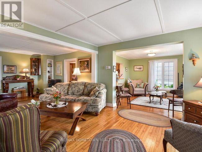 92 Water St E, House other with 2 bedrooms, 3 bathrooms and 2 parking in Brockville ON | Image 14