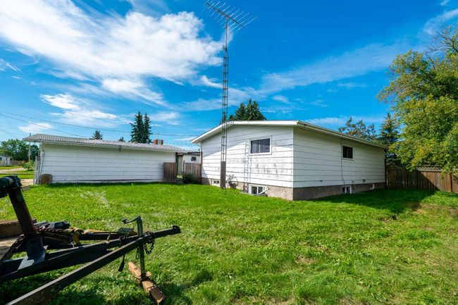 212 Macrae St, House other with 3 bedrooms, 2 bathrooms and 7 parking in Bawlf AB | Image 20