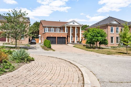 26 Cowles Crt, Richmond Hill, ON, L4C9A5 | Card Image