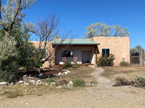 2 Eototo Rd, El Prado, NM, 87529-7423 | Card Image