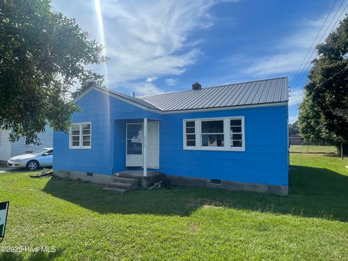 111 Luvera St, Plymouth, NC, 27962-2105 | Card Image