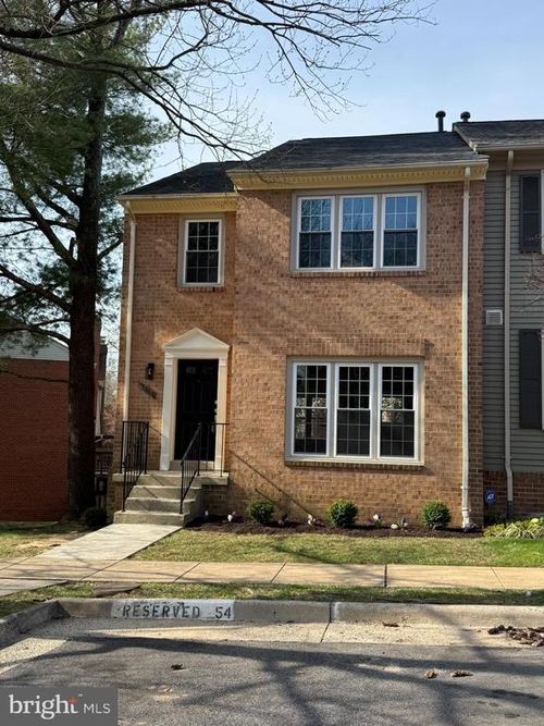 7753 Shootingstar Dr, SPRINGFIELD, VA, 22152-3105 | Card Image
