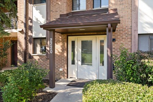 apt-1906-2220 Wharf Dr, Woodridge, IL, 60517-5357 | Card Image