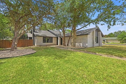 4013 Reynosa Dr, Austin, TX, 78739-4340 | Card Image